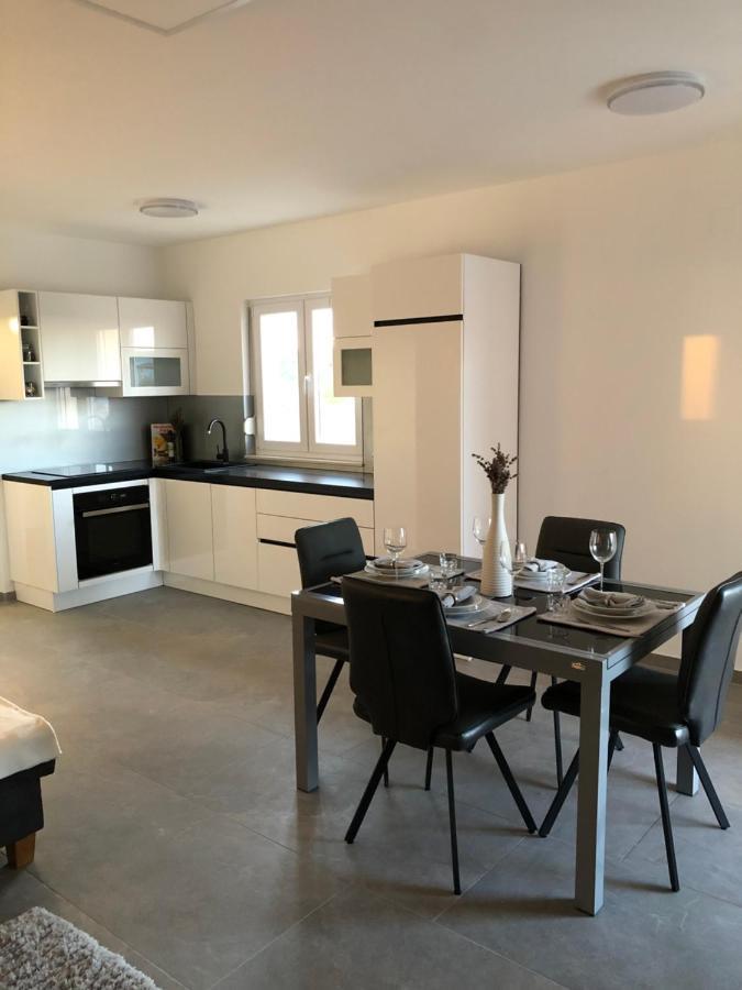 Apartments Villa Prima Privlaka  Εξωτερικό φωτογραφία